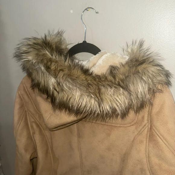 Vintage KC Collections Women’s XL Beige Faux Fur Hooded Jacket Coat - Picture 6 of 9